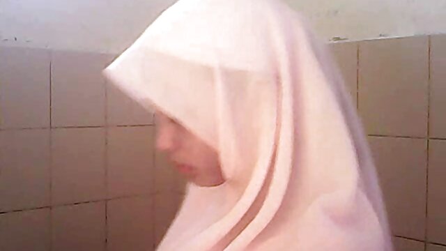 مراقبت از یک بلوند در یک رسوایی دانلود کلیپ سکسی مخصوص موبایل کثیف