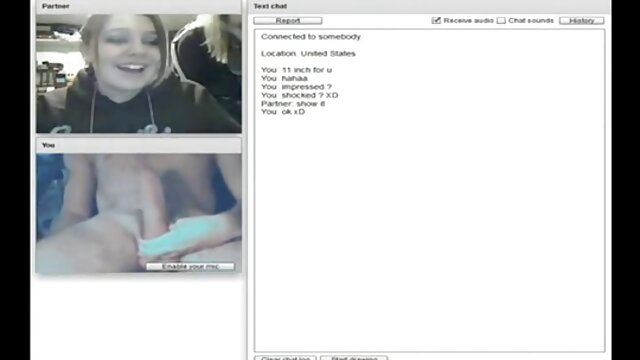 هم اتاقی های لزبین دوستان جدید کالج را اغوا می کنند! دانلود کلیپ سکسی انسان با حیوان