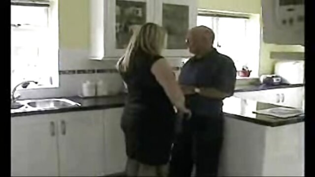 Alexis Love Brunette اوقات خوبی را دانلود کلیپ سکسی افغانی سپری می کند