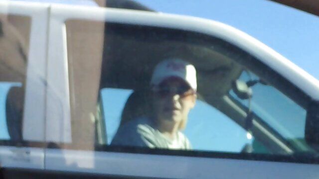 جوجه جوان ضربه خوبی به کار وارد می کند دانلود کلیپ سکسی کیر کلفت