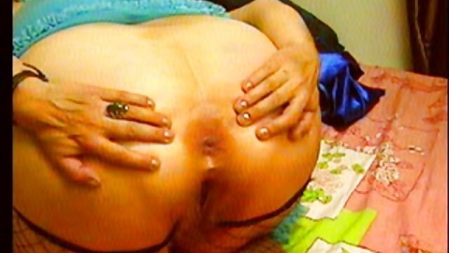 لزبین ژاپنی عاشق کلیپ سکس برای دانلود مکیدن جوانان بزرگ است 5